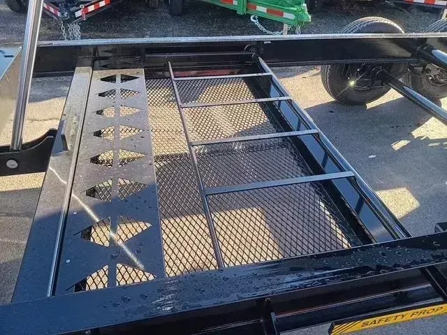 2026 Belmont Trailers DLX8216-14K Dump Trailers