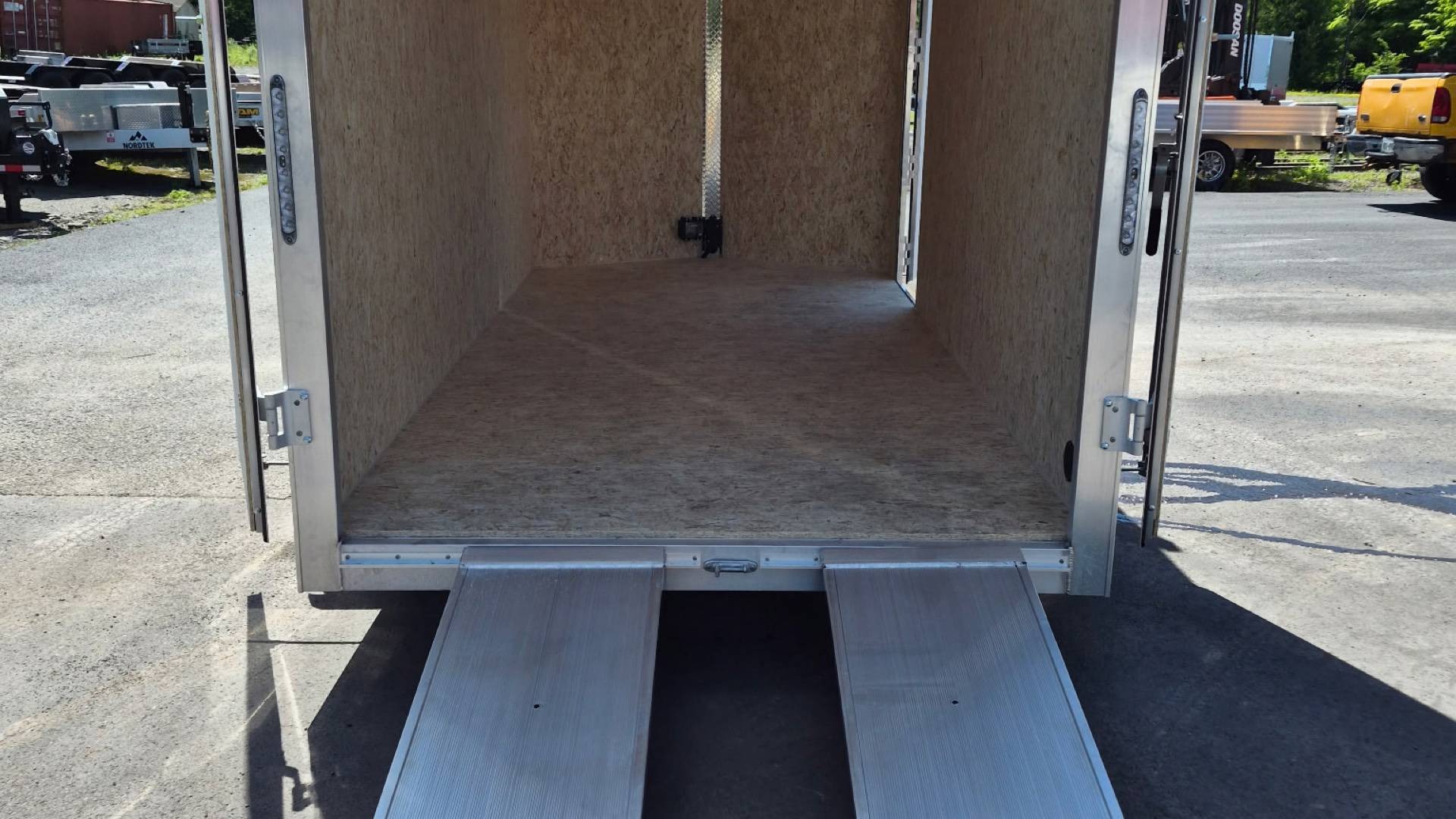 2026 Durabull DBET7X14TA2-CONT Cargo Trailers