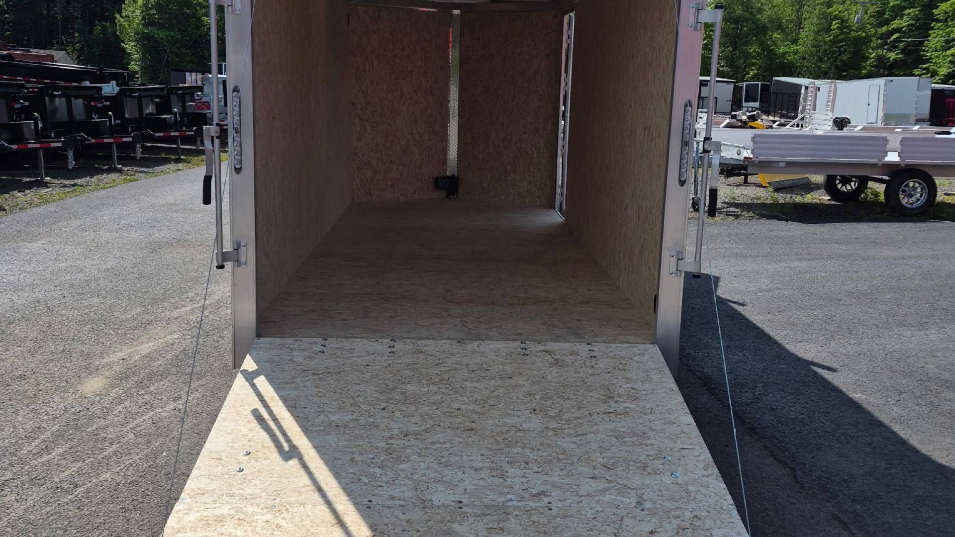 2026 Durabull DBET7X16TA2-CONT Cargo Trailers