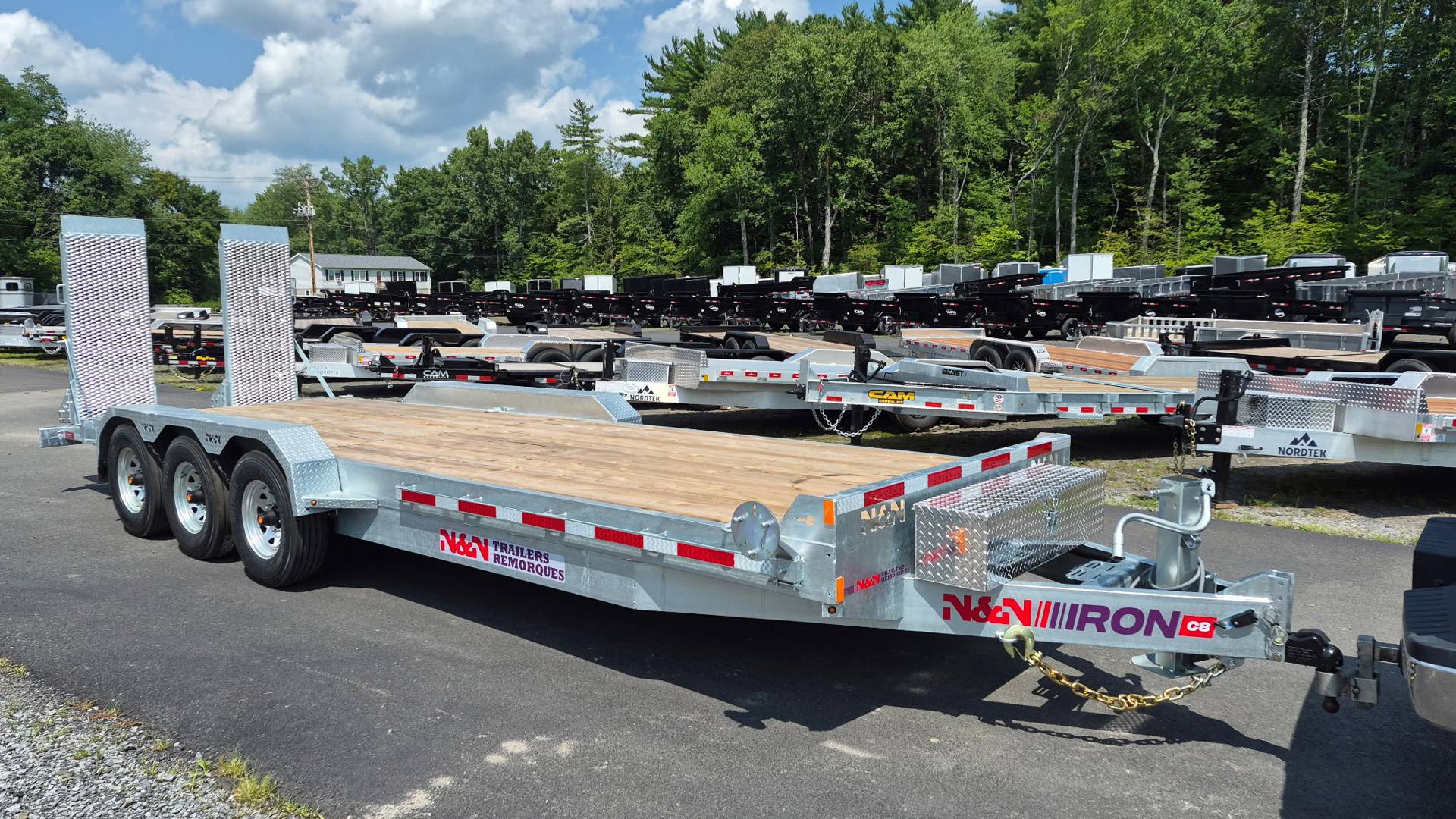 2026 N&N Trailers IROC8-724G307 Deck Between Equipment Trailers