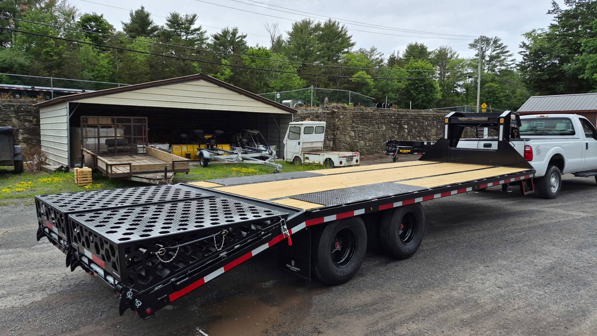 2026 Belmont Trailers GN25-24K Equipment Trailers