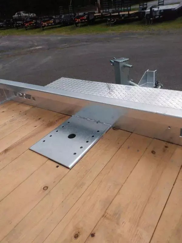 2025 N&N Trailers ICHHD20G15K EQUIPMENT TRAILER Equipment Trailers