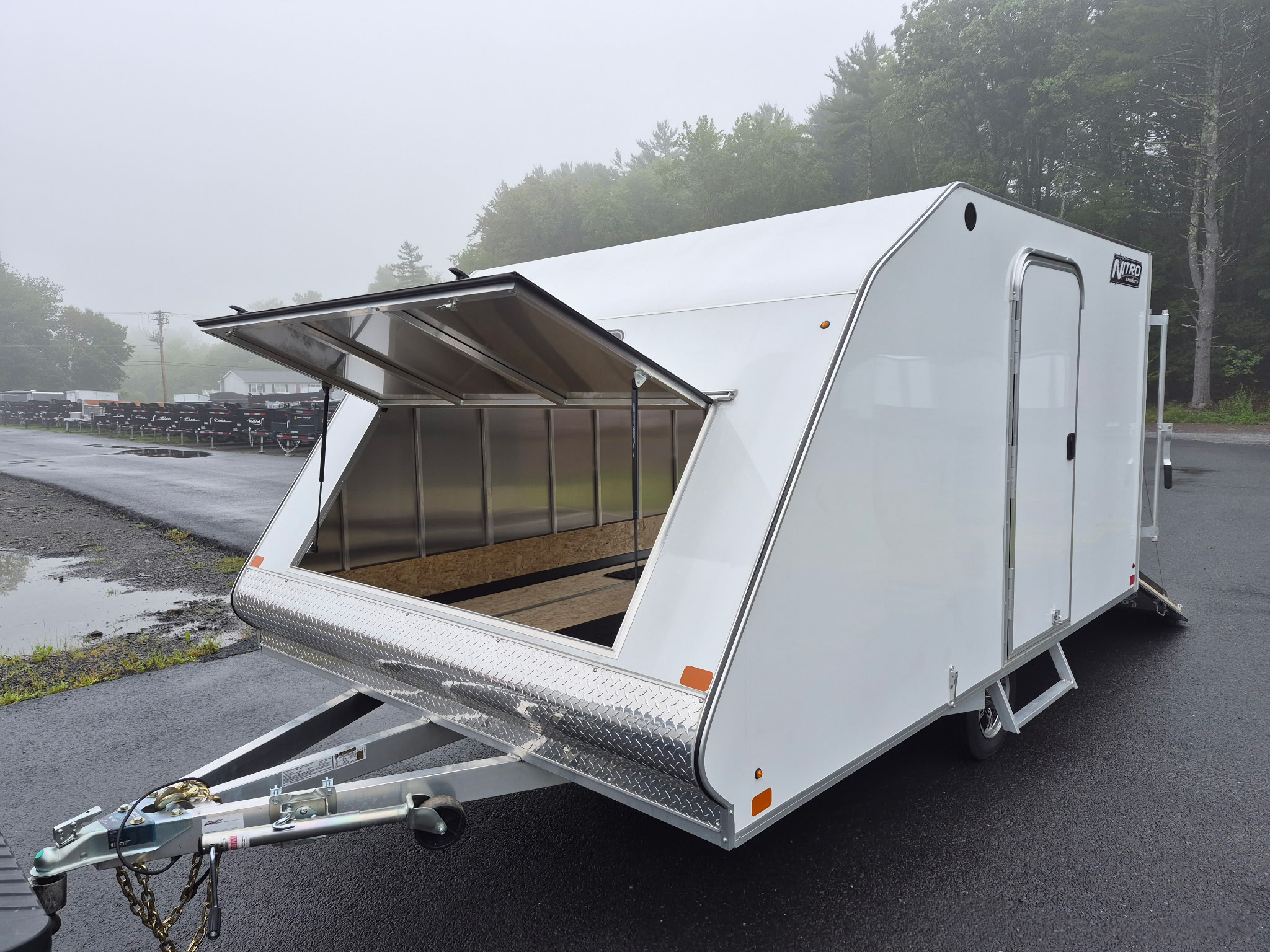 2027 NITRO HY 101X12 CROSSOVER Enclosed Snowmobile Trailers